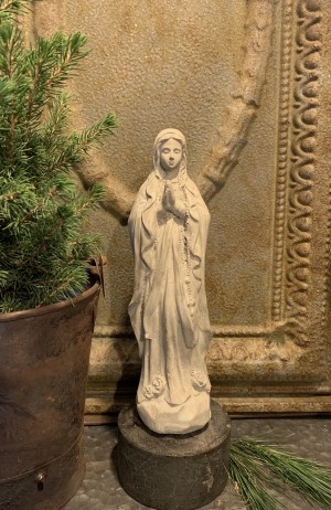 Mariabeeld beton 